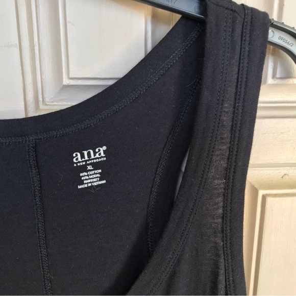 Old Navy New Approach Tank Curved Hem SzXL Black NWOT - Picture 4 of 7